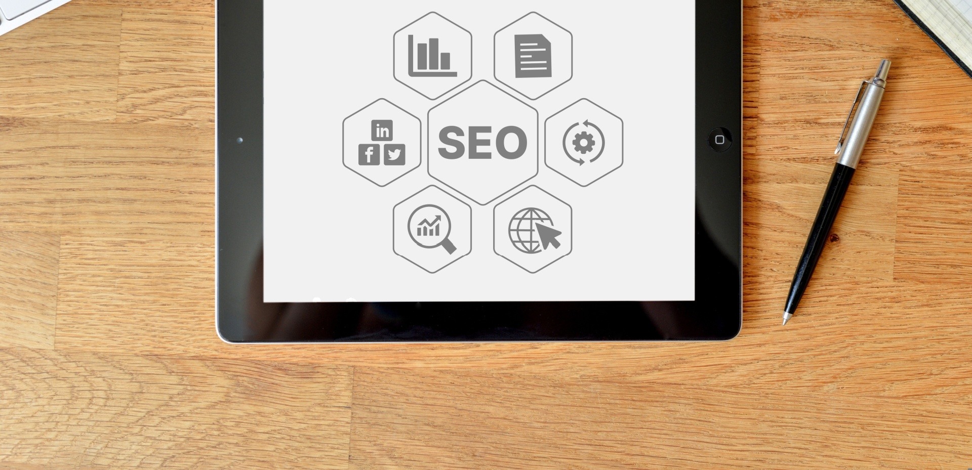 SEO graphic with small emojis 